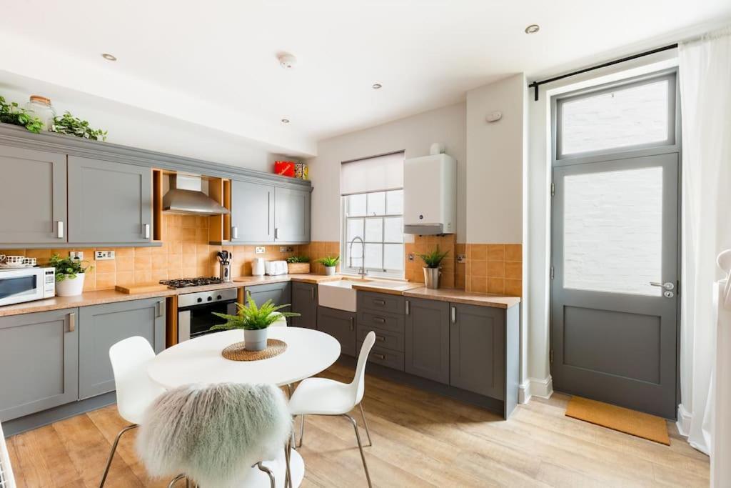 Fabulous Malvern Townhouse Great Malvern Eksteriør bilde